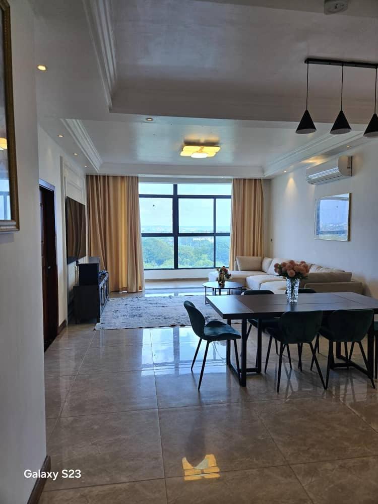 Lovely 2 Bed, 2.5 Bath Condo Dar es Salaam Luaran gambar